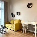 Zarembowicza Apt 37 - Self Check-In 20H - Parking &Lift
