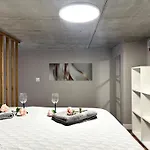 Zarembowicza Apt 37 - Self Check-In 20H - Parking &Lift