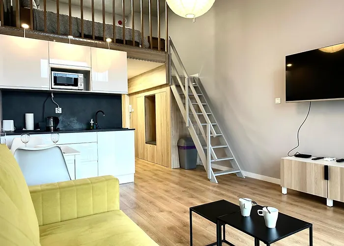 Zarembowicza Apt 37 - Self Check-In 20H - Parking &Lift