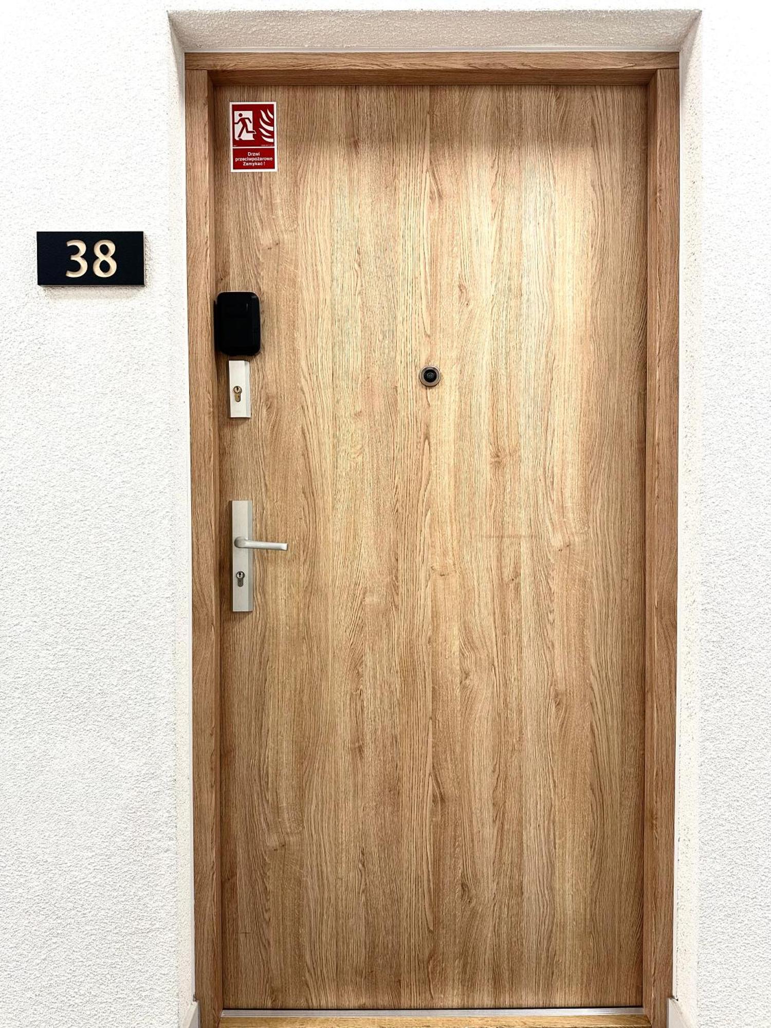 Zarembowicza 37 - Self Check-in 20h - Parking &lift Apartament *