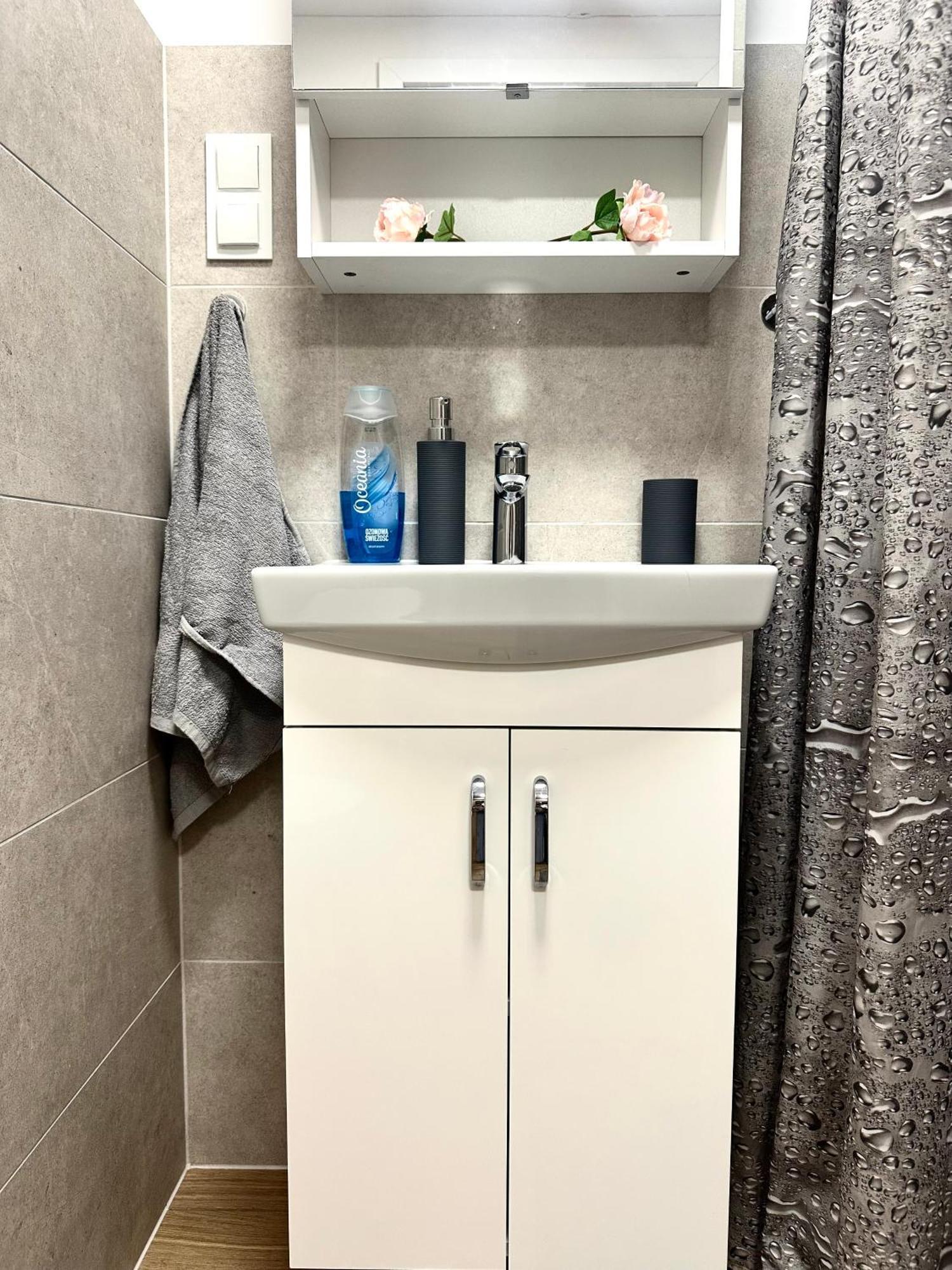 Zarembowicza 37 - Self Check-in 20h - Parking &lift Apartament Wrocław