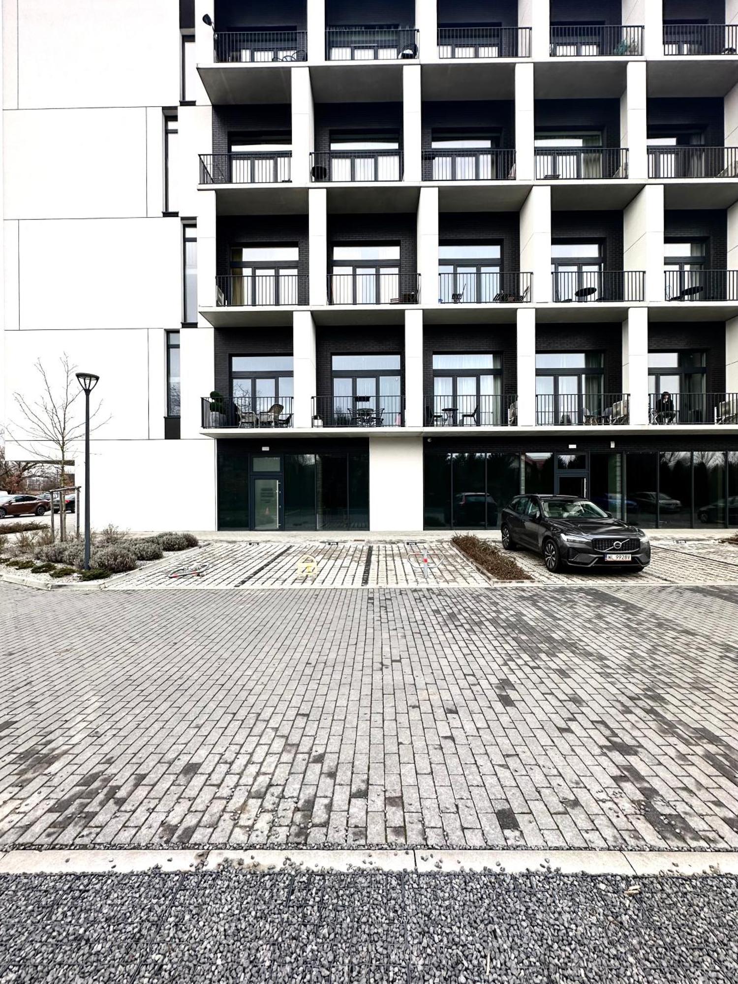 Zarembowicza 37 - Self Check-in 20h - Parking &lift Apartament